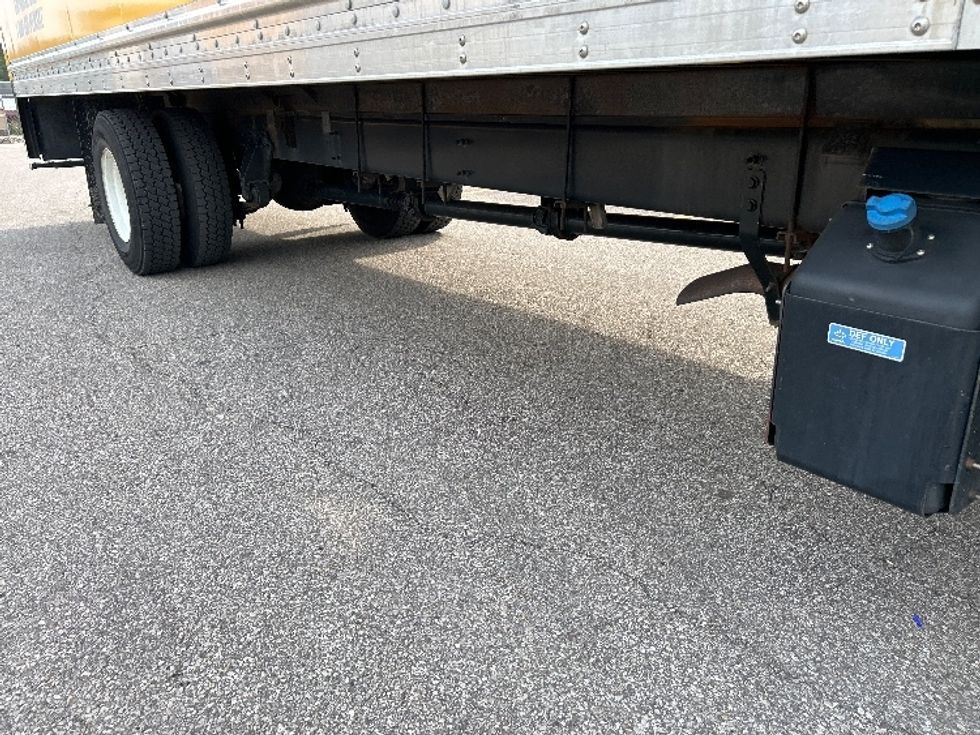 Medium Duty Box Truck-Light and Medium Duty Trucks-International-2021-MV607-Cross Lanes-WV-226,111\n\t\tmiles-$ 39,750 - Image 14
