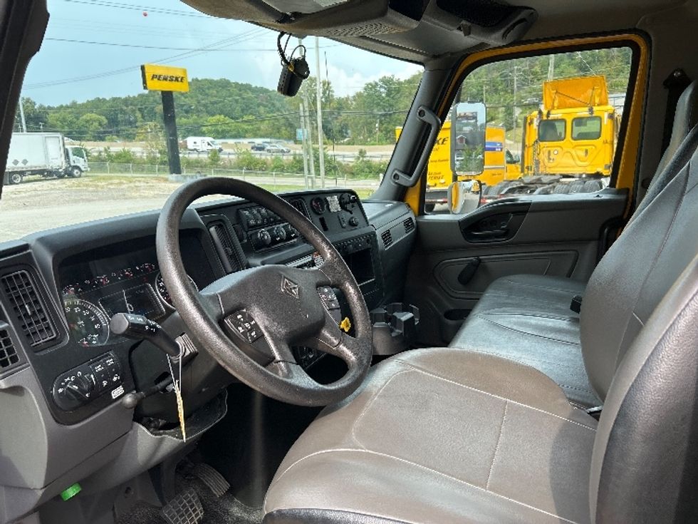 Medium Duty Box Truck-Light and Medium Duty Trucks-International-2021-MV607-Cross Lanes-WV-226,111\n\t\tmiles-$ 39,750 - Image 17