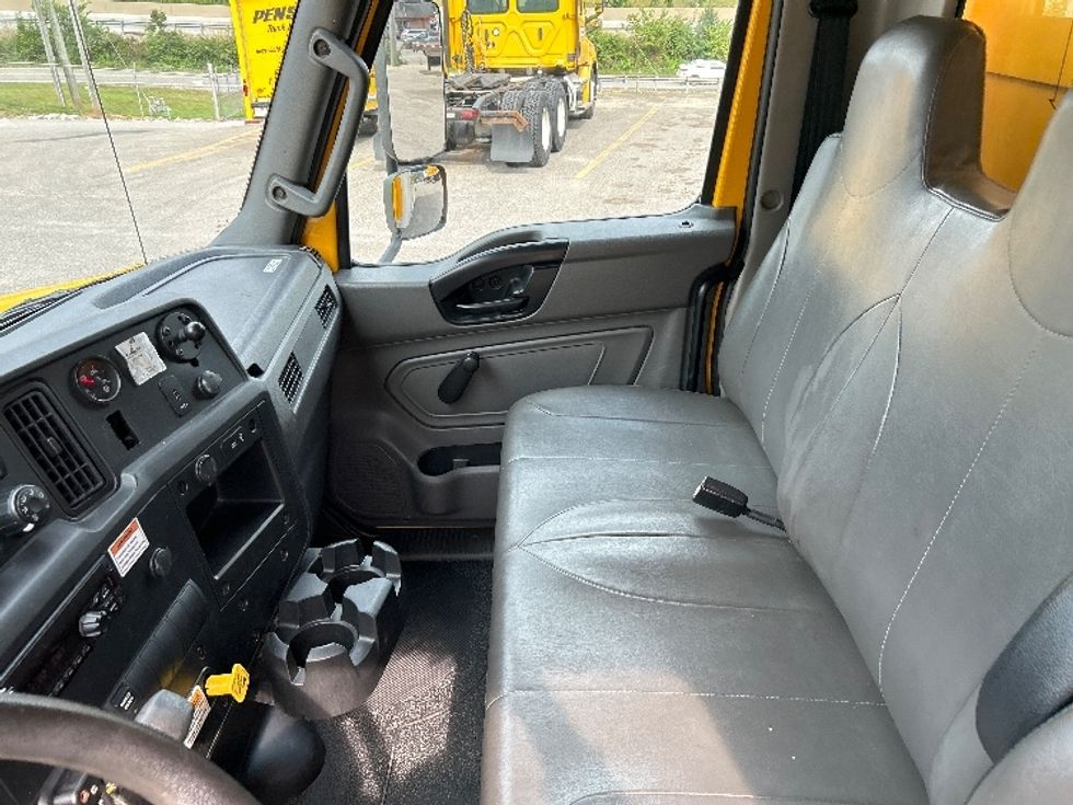 Medium Duty Box Truck-Light and Medium Duty Trucks-International-2021-MV607-Cross Lanes-WV-226,111\n\t\tmiles-$ 39,750 - Image 19