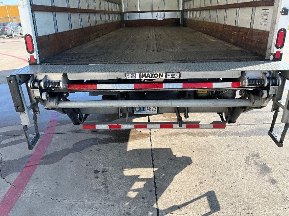 Medium Duty Box Truck-Light and Medium Duty Trucks-International-2021-MV607-Dallas-TX-130,481\n\t\tmiles-$ 62,750 - Image 10