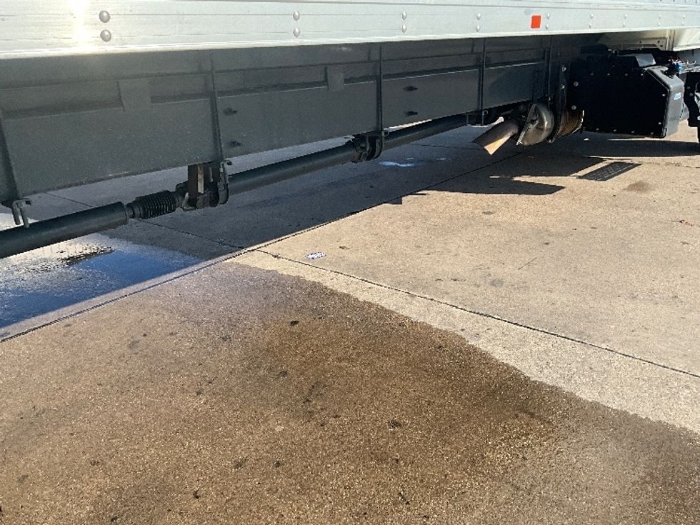 Medium Duty Box Truck-Light and Medium Duty Trucks-International-2021-MV607-Dallas-TX-130,481\n\t\tmiles-$ 62,750 - Image 14