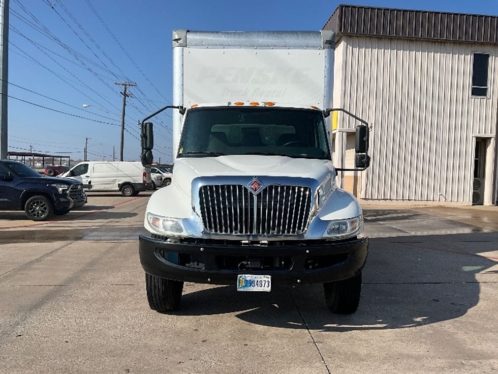 Medium Duty Box Truck-Light and Medium Duty Trucks-International-2021-MV607-Dallas-TX-130,481\n\t\tmiles-$ 62,750 - Image 2