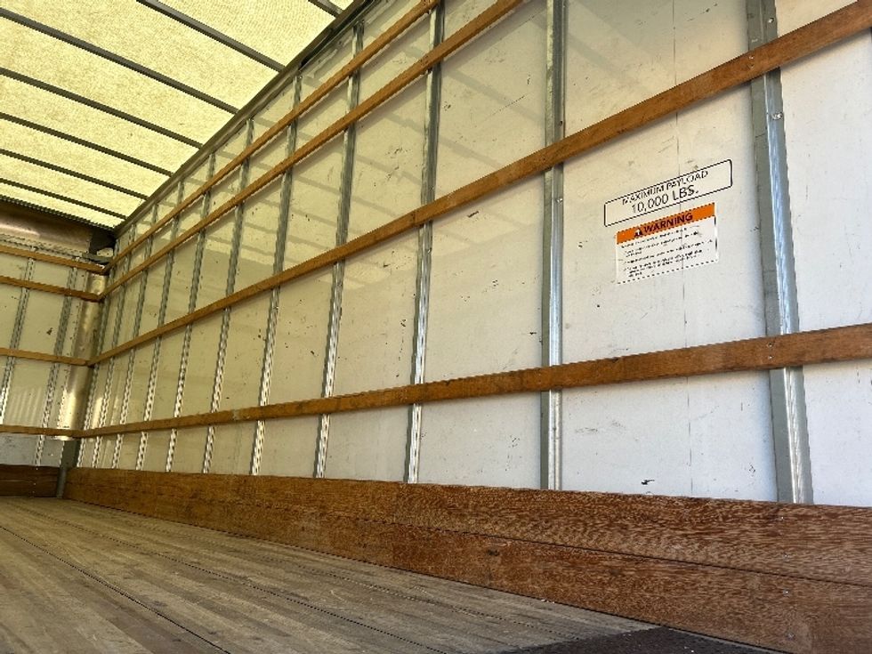 Medium Duty Box Truck-Light and Medium Duty Trucks-International-2021-MV607-Dallas-TX-167,108\n\t\tmiles-$ 40,750 - Image 11