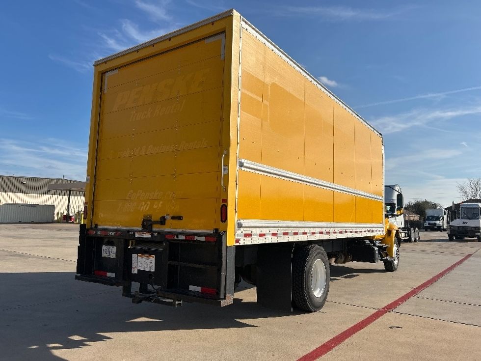 Medium Duty Box Truck-Light and Medium Duty Trucks-International-2021-MV607-Dallas-TX-167,108\n\t\tmiles-$ 40,750 - Image 12