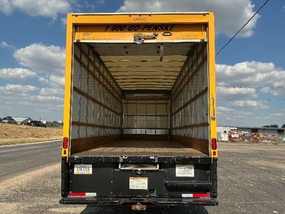 Medium Duty Box Truck-Light and Medium Duty Trucks-International-2021-MV607-Dallas-TX-196,523\n\t\tmiles-$ 42,750 - Image 8