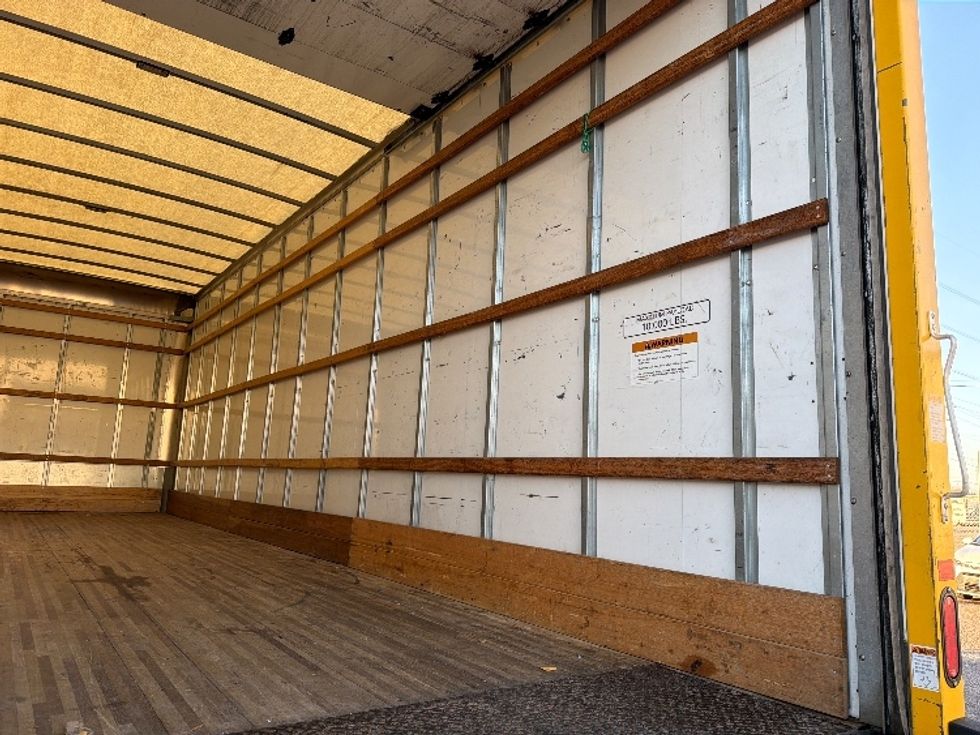 Medium Duty Box Truck-Light and Medium Duty Trucks-International-2021-MV607-Dallas-TX-199,747\n\t\tmiles-$ 42,250 - Image 12