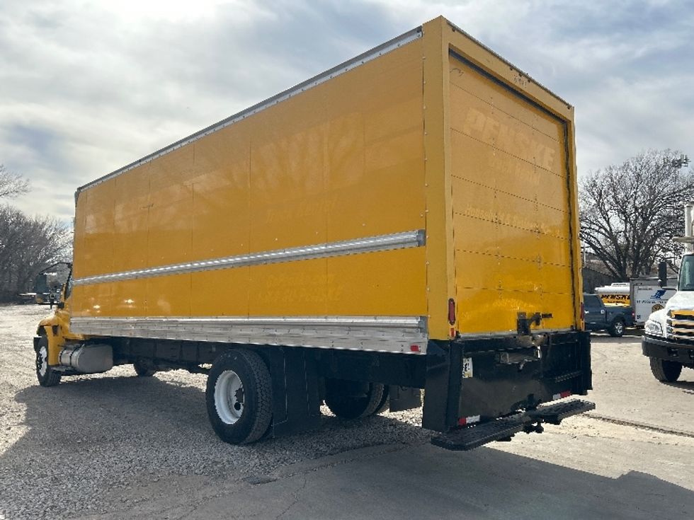 Medium Duty Box Truck-Light and Medium Duty Trucks-International-2021-MV607-Dallas-TX-204,023\n\t\tmiles-$ 41,750 - Image 6