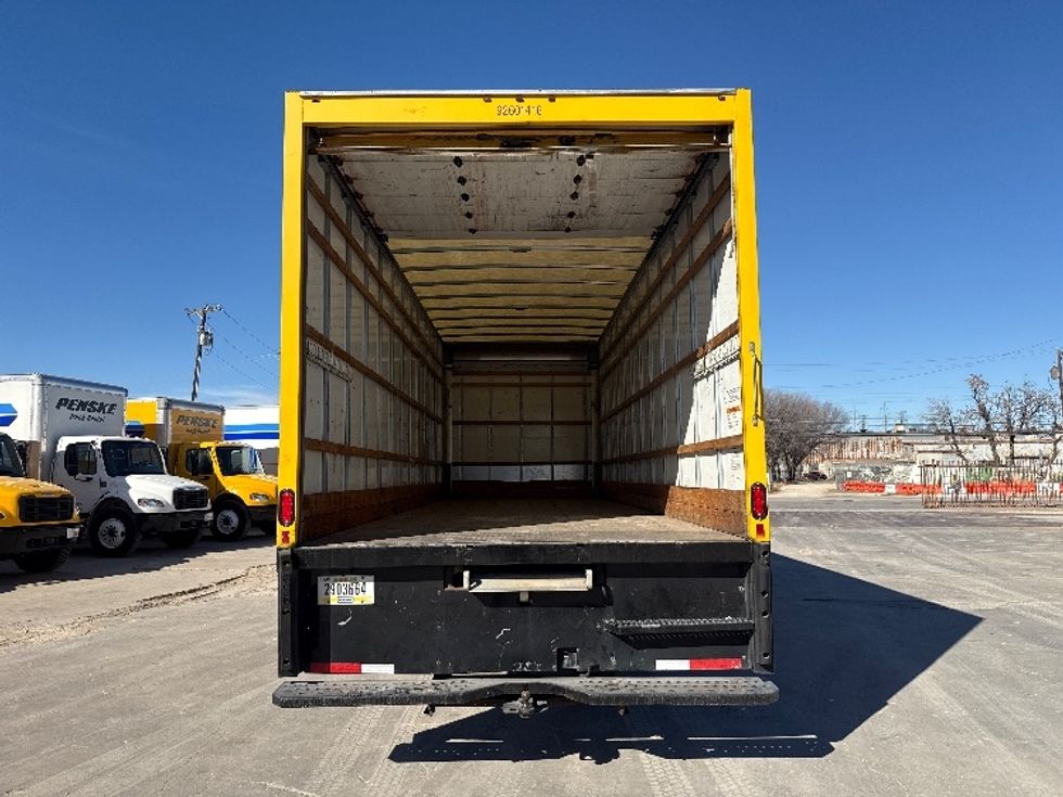 Medium Duty Box Truck-Light and Medium Duty Trucks-International-2021-MV607-Dallas-TX-204,023\n\t\tmiles-$ 41,750 - Image 8