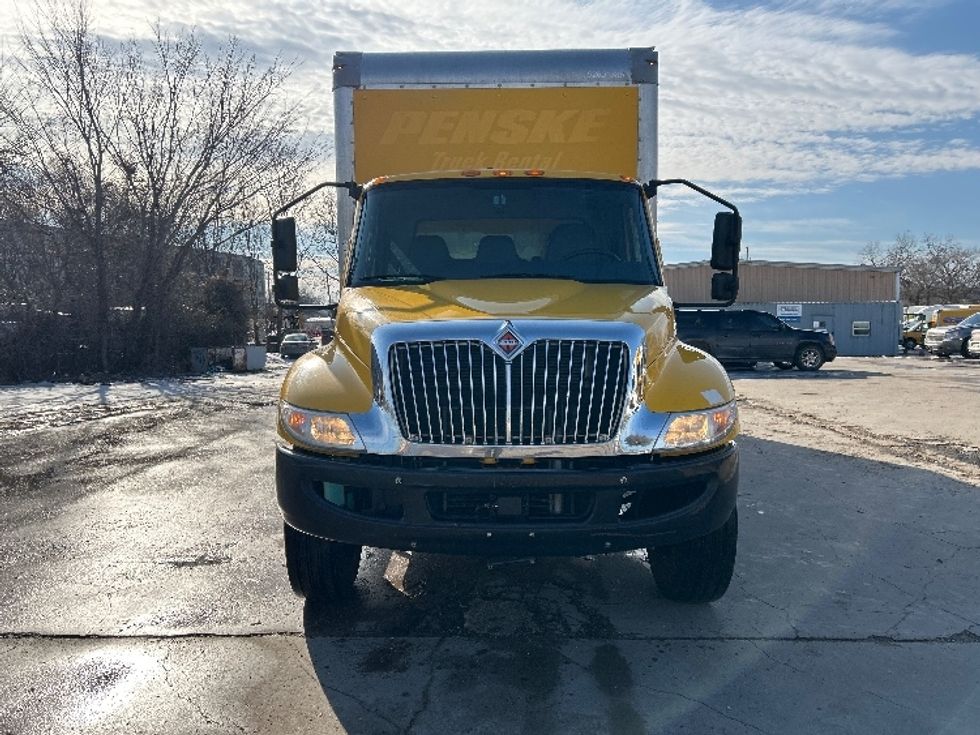 Medium Duty Box Truck-Light and Medium Duty Trucks-International-2021-MV607-Dallas-TX-221,723\n\t\tmiles-$ 35,500 - Image 2