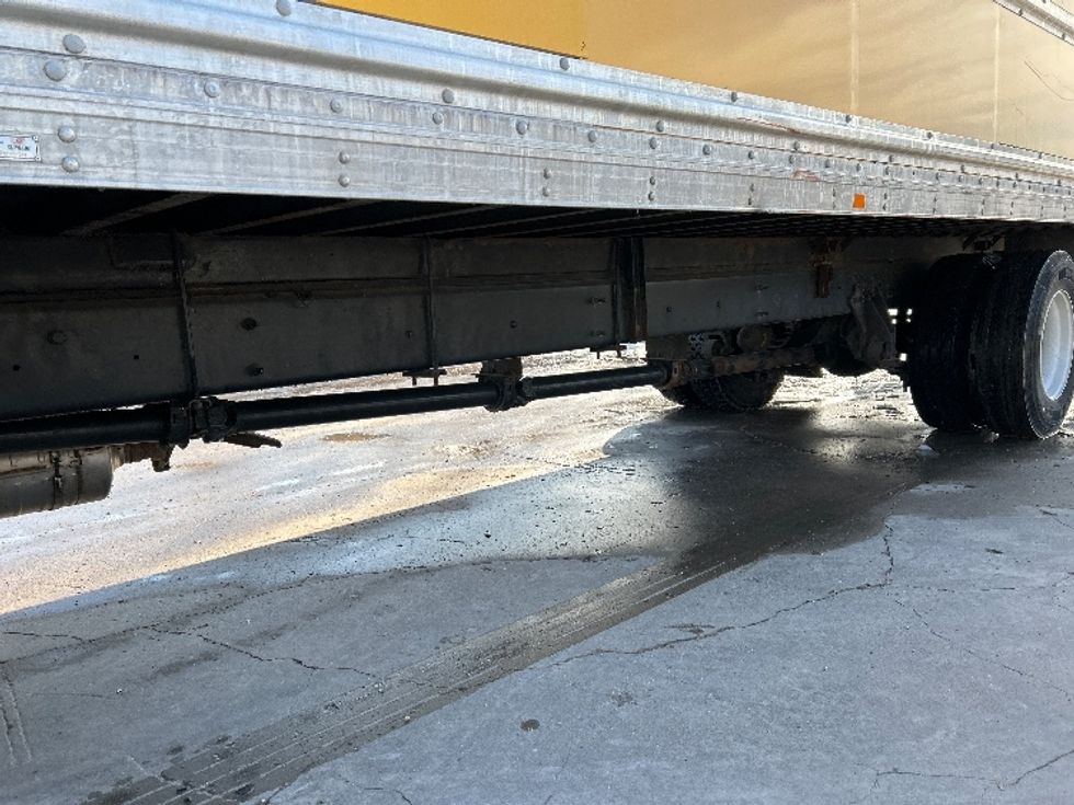 Medium Duty Box Truck-Light and Medium Duty Trucks-International-2021-MV607-Dallas-TX-221,723\n\t\tmiles-$ 35,500 - Image 5