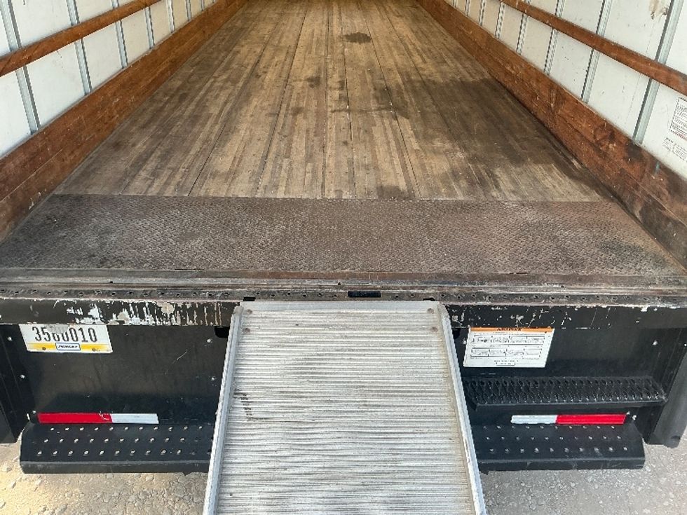 Medium Duty Box Truck-Light and Medium Duty Trucks-International-2021-MV607-Dallas-TX-222,371\n\t\tmiles-$ 39,000 - Image 10