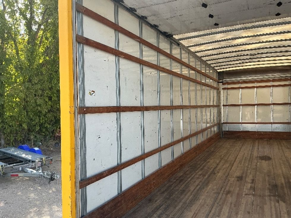Medium Duty Box Truck-Light and Medium Duty Trucks-International-2021-MV607-Dallas-TX-222,371\n\t\tmiles-$ 39,000 - Image 11