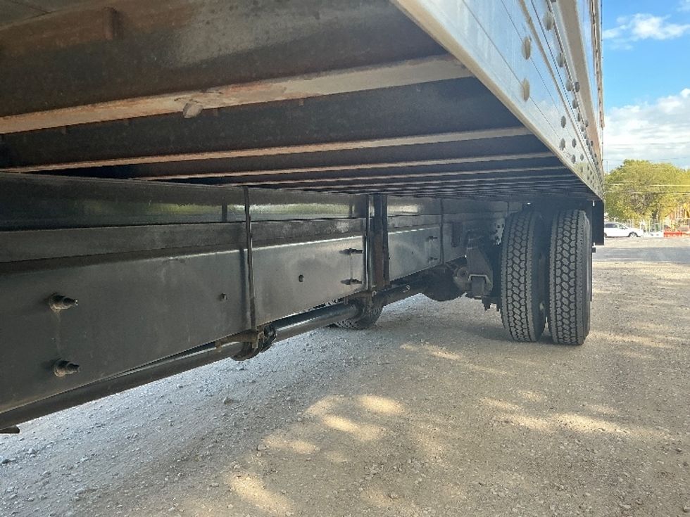 Medium Duty Box Truck-Light and Medium Duty Trucks-International-2021-MV607-Dallas-TX-222,371\n\t\tmiles-$ 39,000 - Image 5