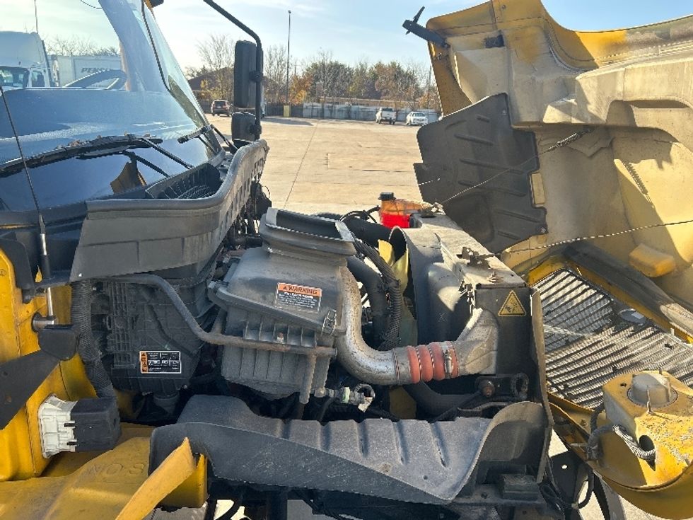 Medium Duty Box Truck-Light and Medium Duty Trucks-International-2021-MV607-Dallas-TX-225,185\n\t\tmiles-$ 37,250 - Image 23