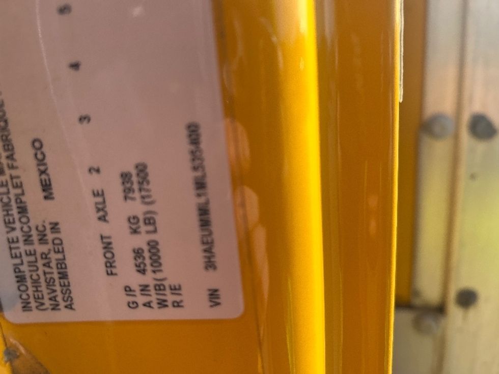 Medium Duty Box Truck-Light and Medium Duty Trucks-International-2021-MV607-Dallas-TX-225,185\n\t\tmiles-$ 37,250 - Image 25