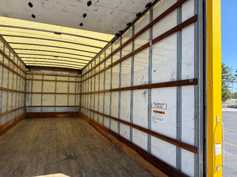 Medium Duty Box Truck-Light and Medium Duty Trucks-International-2021-MV607-Dallas-TX-231,987\n\t\tmiles-$ 40,750 - Image 12