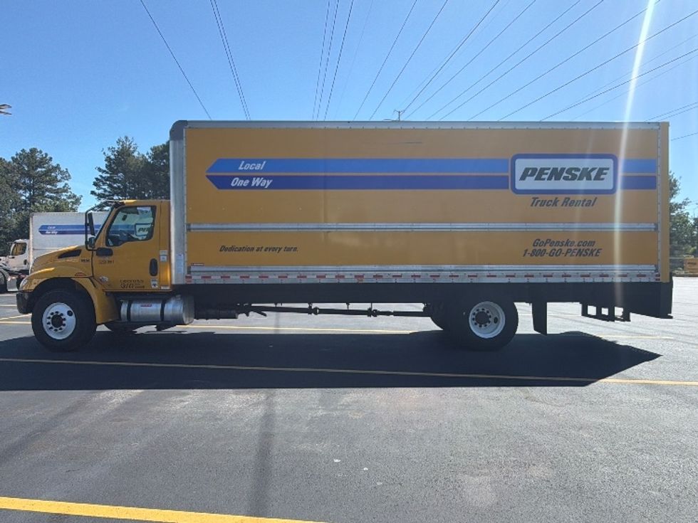 Medium Duty Box Truck-Light and Medium Duty Trucks-International-2021-MV607-Dallas-TX-231,987\n\t\tmiles-$ 40,750 - Image 4