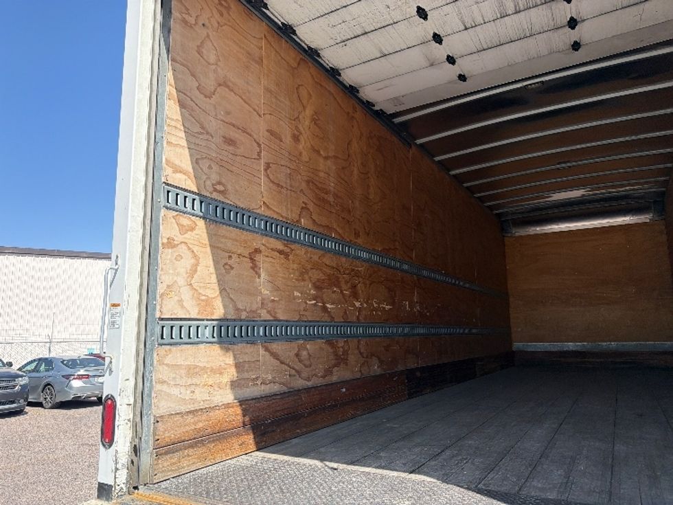 Medium Duty Box Truck-Light and Medium Duty Trucks-International-2021-MV607-Dallas-TX-299,718\n\t\tmiles-$ 40,000 - Image 11