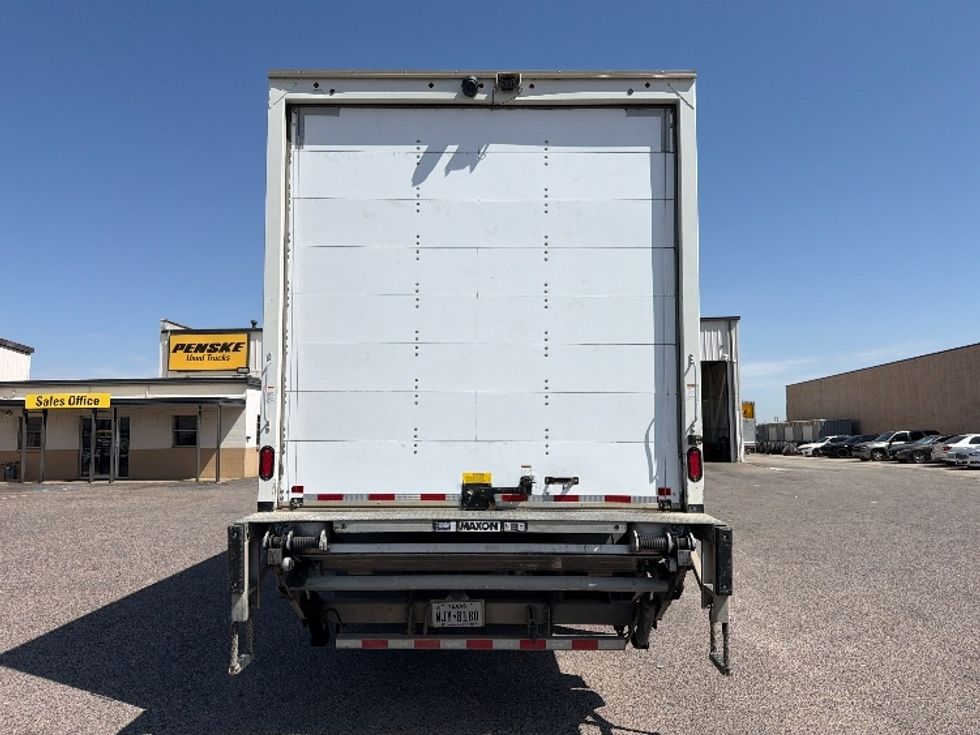 Medium Duty Box Truck-Light and Medium Duty Trucks-International-2021-MV607-Dallas-TX-299,718\n\t\tmiles-$ 40,000 - Image 7