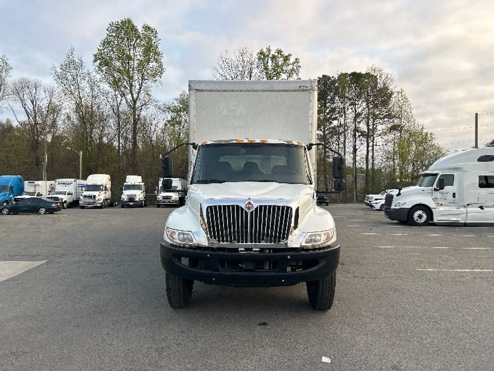 Medium Duty Box Truck-Light and Medium Duty Trucks-International-2021-MV607-Dalton-GA-155,764\n\t\tmiles-$ 64,750 - Image 2