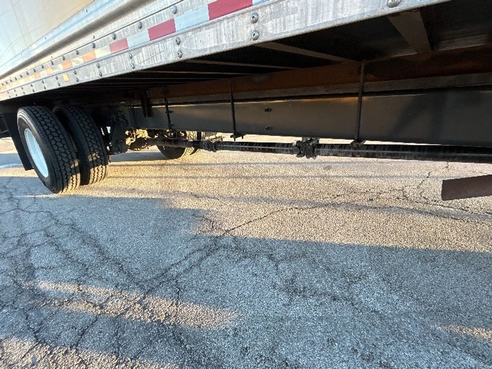 Medium Duty Box Truck-Light and Medium Duty Trucks-International-2021-MV607-Davenport-IA-235,710\n\t\tmiles-$ 33,000 - Image 13