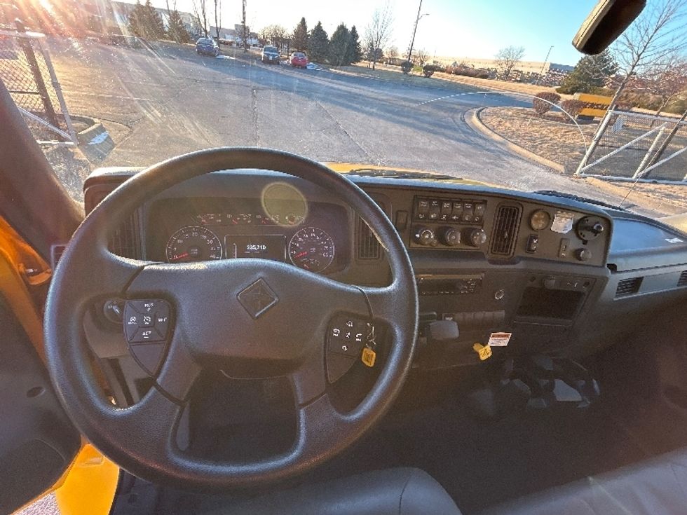 Medium Duty Box Truck-Light and Medium Duty Trucks-International-2021-MV607-Davenport-IA-235,710\n\t\tmiles-$ 33,000 - Image 16