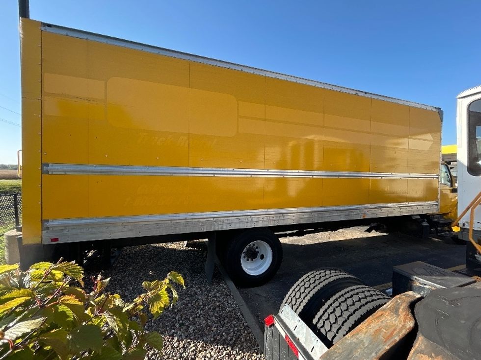 Medium Duty Box Truck-Light and Medium Duty Trucks-International-2021-MV607-Davenport-IA-278,198\n\t\tmiles-$ 28,750 - Image 14