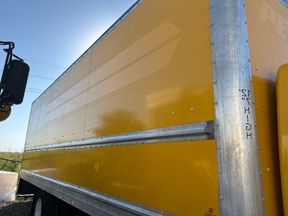 Medium Duty Box Truck-Light and Medium Duty Trucks-International-2021-MV607-Davenport-IA-278,198\n\t\tmiles-$ 28,750 - Image 25