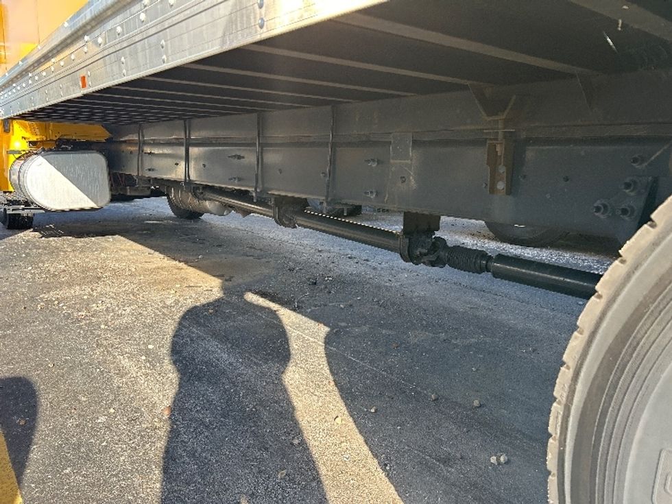Medium Duty Box Truck-Light and Medium Duty Trucks-International-2021-MV607-Davenport-IA-278,198\n\t\tmiles-$ 28,750 - Image 5