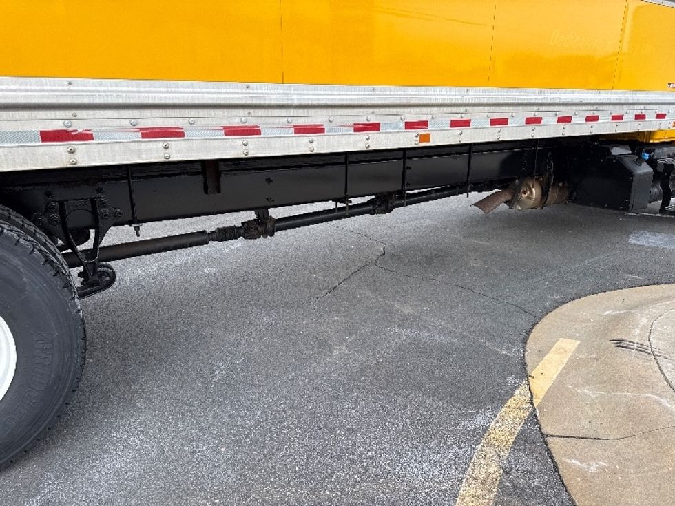 Medium Duty Box Truck-Light and Medium Duty Trucks-International-2021-MV607-Dayton-NJ-185,697\n\t\tmiles-$ 41,250 - Image 14