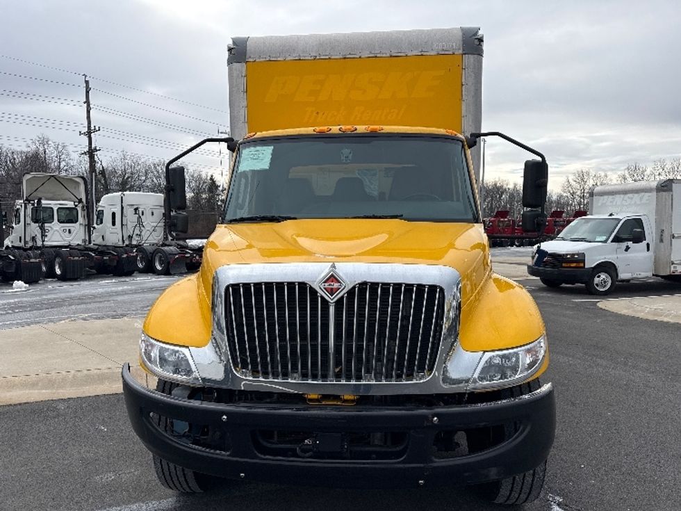 Medium Duty Box Truck-Light and Medium Duty Trucks-International-2021-MV607-Dayton-NJ-185,697\n\t\tmiles-$ 41,250 - Image 2