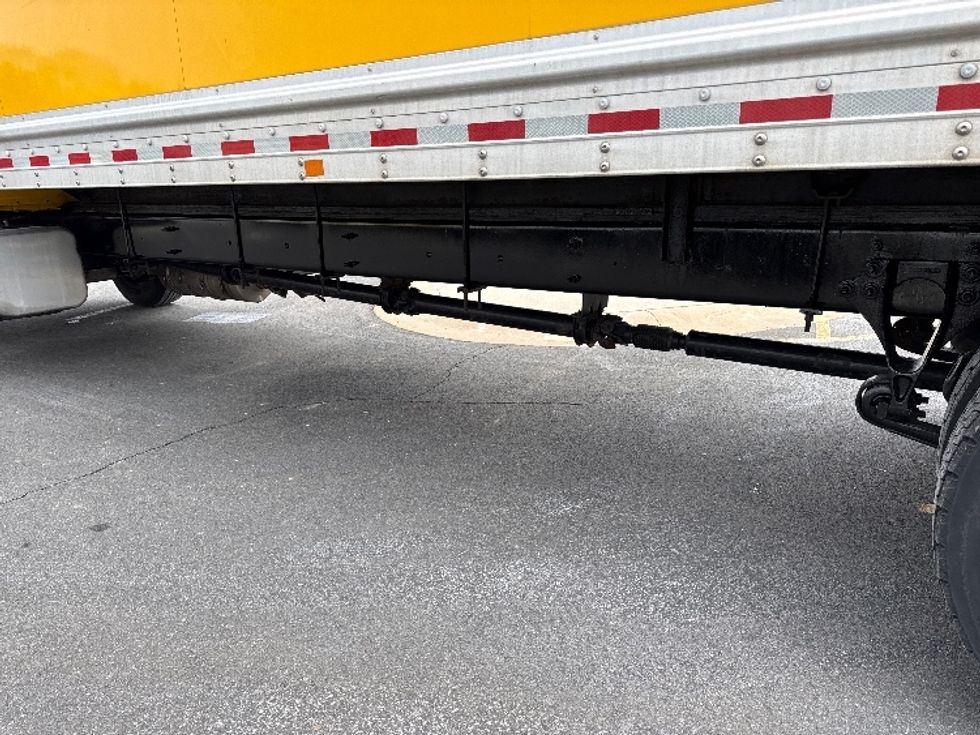 Medium Duty Box Truck-Light and Medium Duty Trucks-International-2021-MV607-Dayton-NJ-185,697\n\t\tmiles-$ 41,250 - Image 5