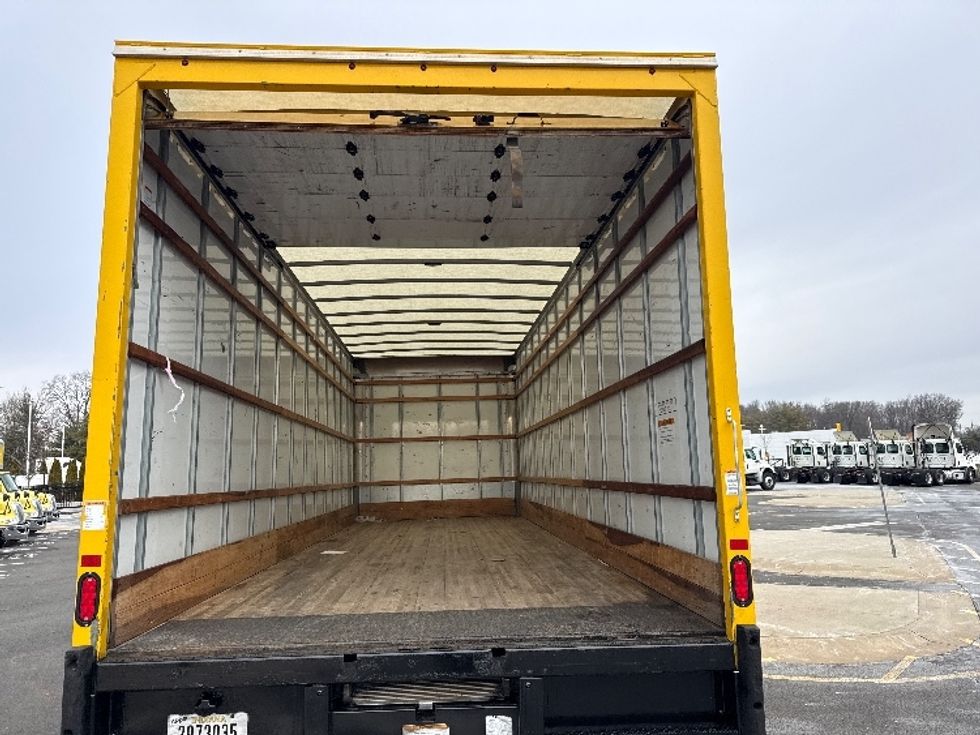 Medium Duty Box Truck-Light and Medium Duty Trucks-International-2021-MV607-Dayton-NJ-185,697\n\t\tmiles-$ 41,250 - Image 8