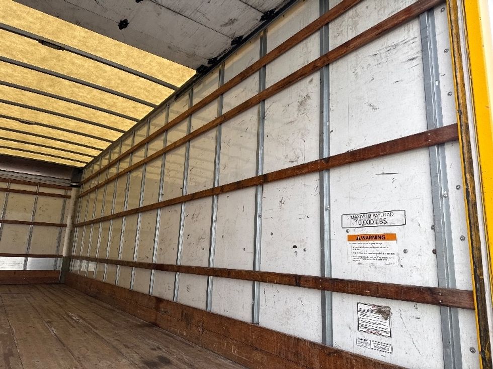 Medium Duty Box Truck-Light and Medium Duty Trucks-International-2021-MV607-Dayton-NJ-197,427\n\t\tmiles-$ 39,750 - Image 12