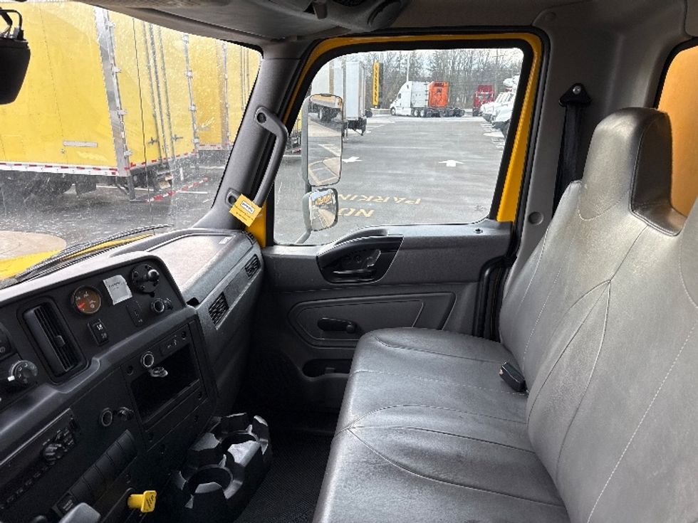 Medium Duty Box Truck-Light and Medium Duty Trucks-International-2021-MV607-Dayton-NJ-197,427\n\t\tmiles-$ 39,750 - Image 19