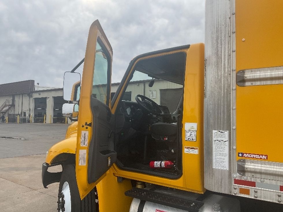 Medium Duty Box Truck-Light and Medium Duty Trucks-International-2021-MV607-Dayton-NJ-222,141\n\t\tmiles-$ 40,250 - Image 16