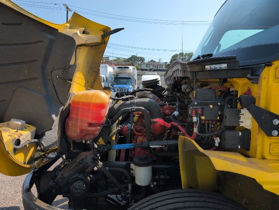 Medium Duty Box Truck-Light and Medium Duty Trucks-International-2021-MV607-Dayton-NJ-222,141\n\t\tmiles-$ 40,250 - Image 24