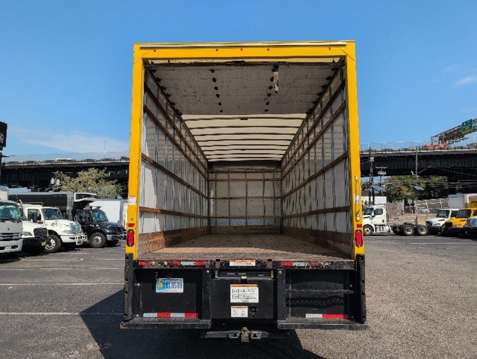 Medium Duty Box Truck-Light and Medium Duty Trucks-International-2021-MV607-Dayton-NJ-222,141\n\t\tmiles-$ 40,250 - Image 8