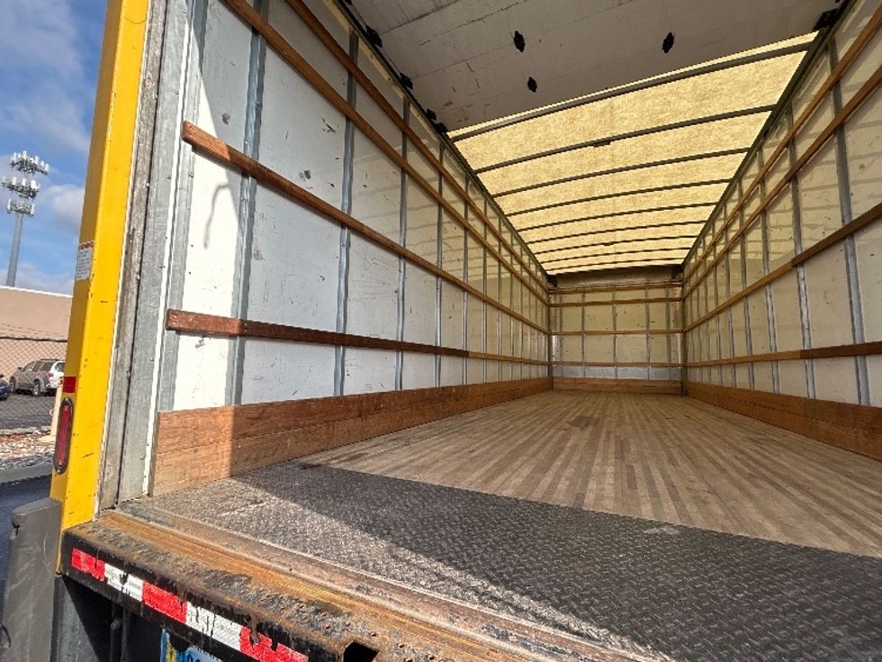 Medium Duty Box Truck-Light and Medium Duty Trucks-International-2021-MV607-Dayton-NJ-228,714\n\t\tmiles-$ 38,000 - Image 11