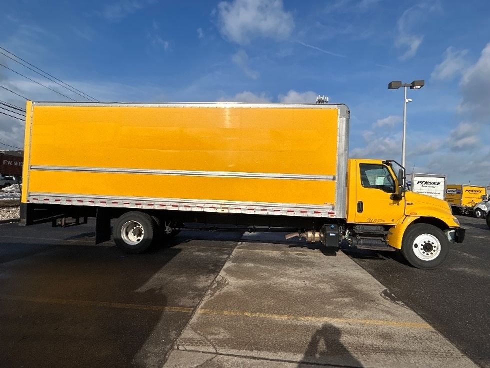Medium Duty Box Truck-Light and Medium Duty Trucks-International-2021-MV607-Dayton-NJ-228,714\n\t\tmiles-$ 38,000 - Image 15
