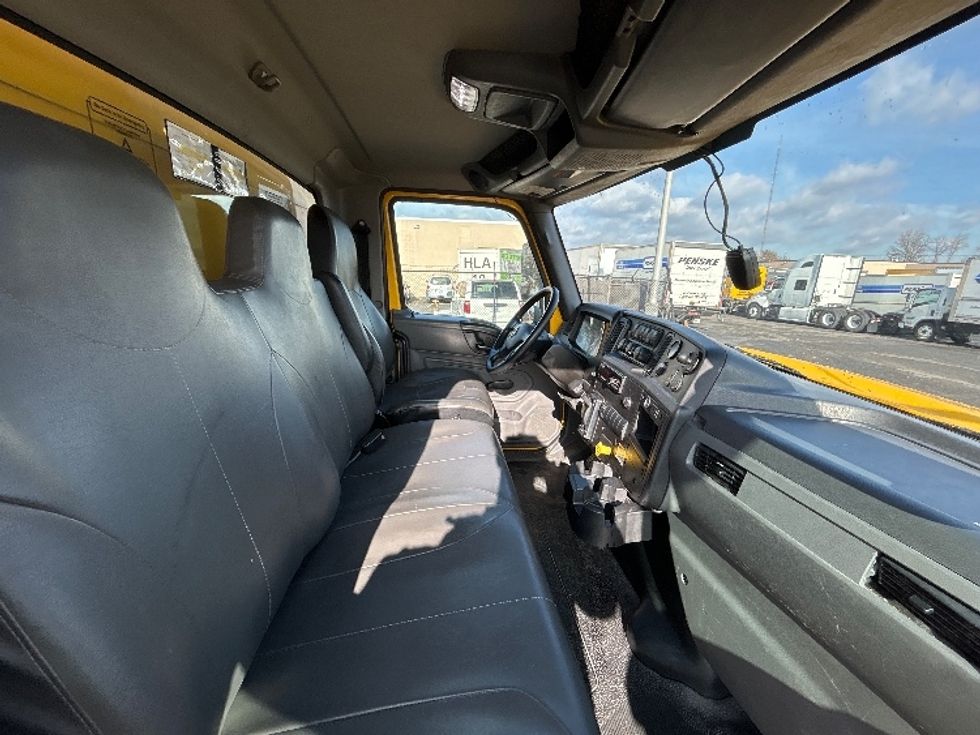 Medium Duty Box Truck-Light and Medium Duty Trucks-International-2021-MV607-Dayton-NJ-228,714\n\t\tmiles-$ 38,000 - Image 22