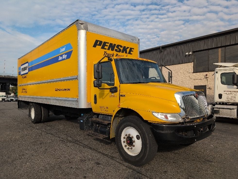 Medium Duty Box Truck-Light and Medium Duty Trucks-International-2021-MV607-Dayton-NJ-231,507\n\t\tmiles-$ 39,000 - Image 1