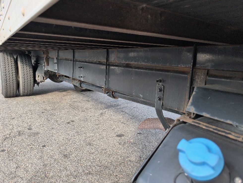 Medium Duty Box Truck-Light and Medium Duty Trucks-International-2021-MV607-Dayton-NJ-231,507\n\t\tmiles-$ 39,000 - Image 14