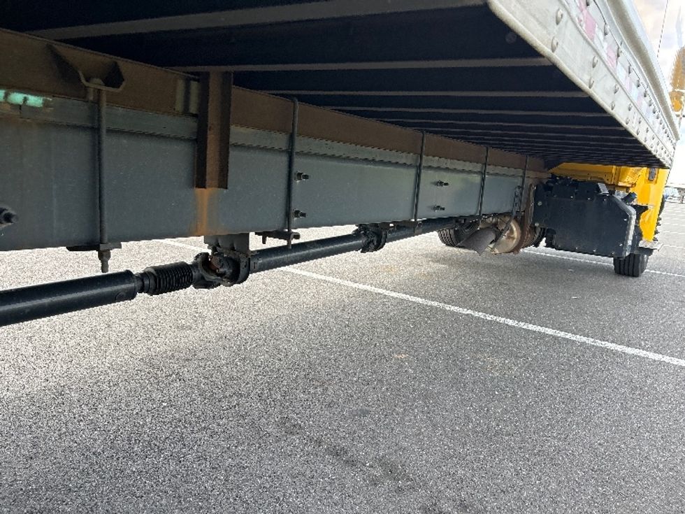 Medium Duty Box Truck-Light and Medium Duty Trucks-International-2021-MV607-Dayton-NJ-250,586\n\t\tmiles-$ 34,500 - Image 14