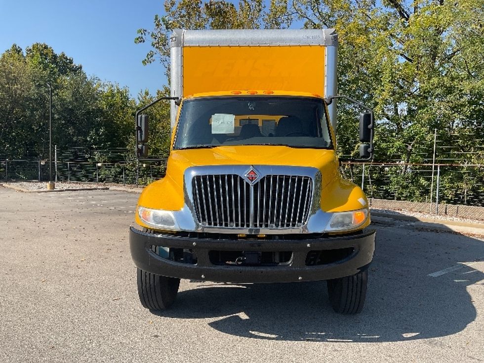 Medium Duty Box Truck-Light and Medium Duty Trucks-International-2021-MV607-Dayton-NJ-250,586\n\t\tmiles-$ 34,500 - Image 2