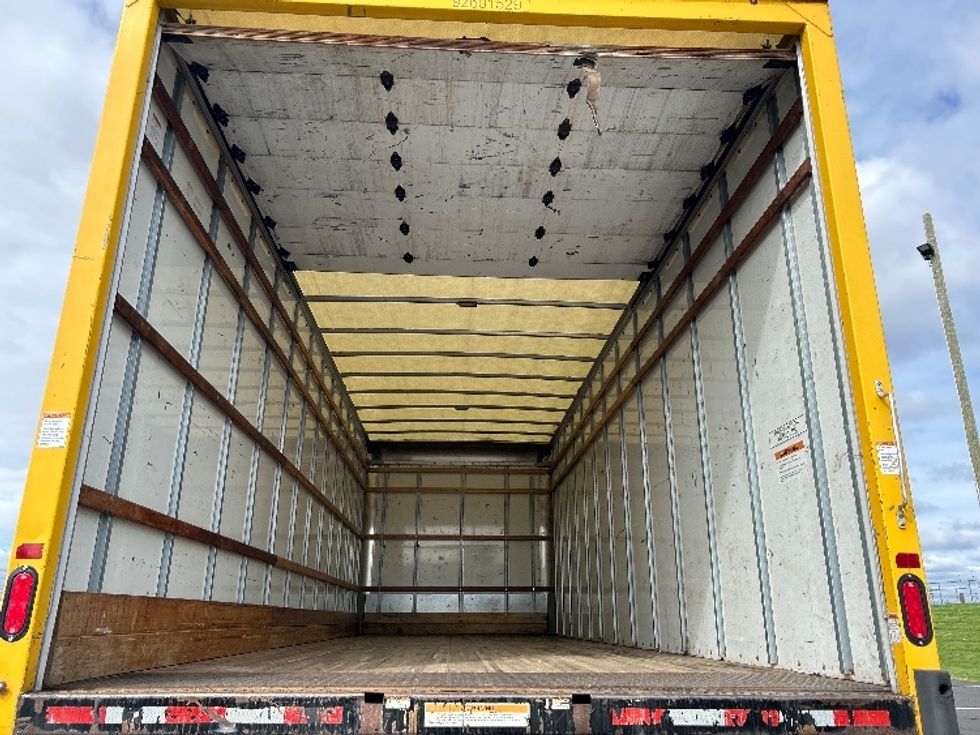 Medium Duty Box Truck-Light and Medium Duty Trucks-International-2021-MV607-Dayton-NJ-250,586\n\t\tmiles-$ 34,500 - Image 8