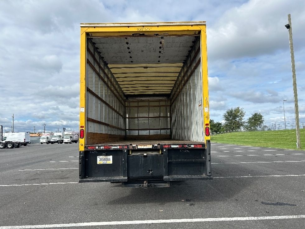 Medium Duty Box Truck-Light and Medium Duty Trucks-International-2021-MV607-Dayton-NJ-250,586\n\t\tmiles-$ 34,500 - Image 9