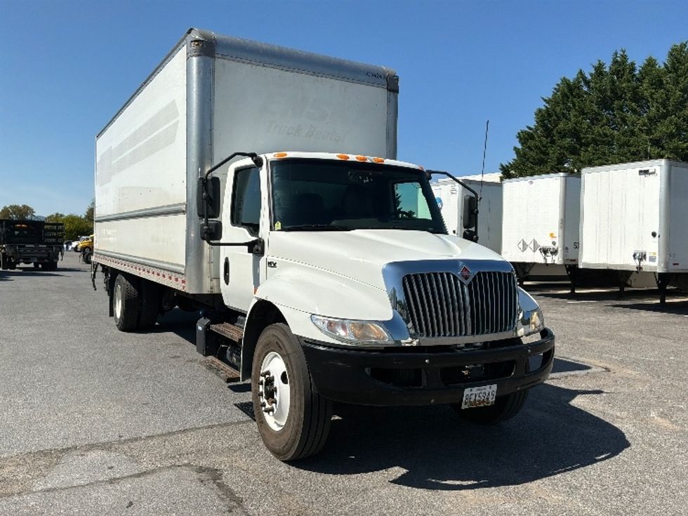 Medium Duty Box Truck-Light and Medium Duty Trucks-International-2021-MV607-Dayton-NJ-291,669\n\t\tmiles-$ 41,000 - Image 1