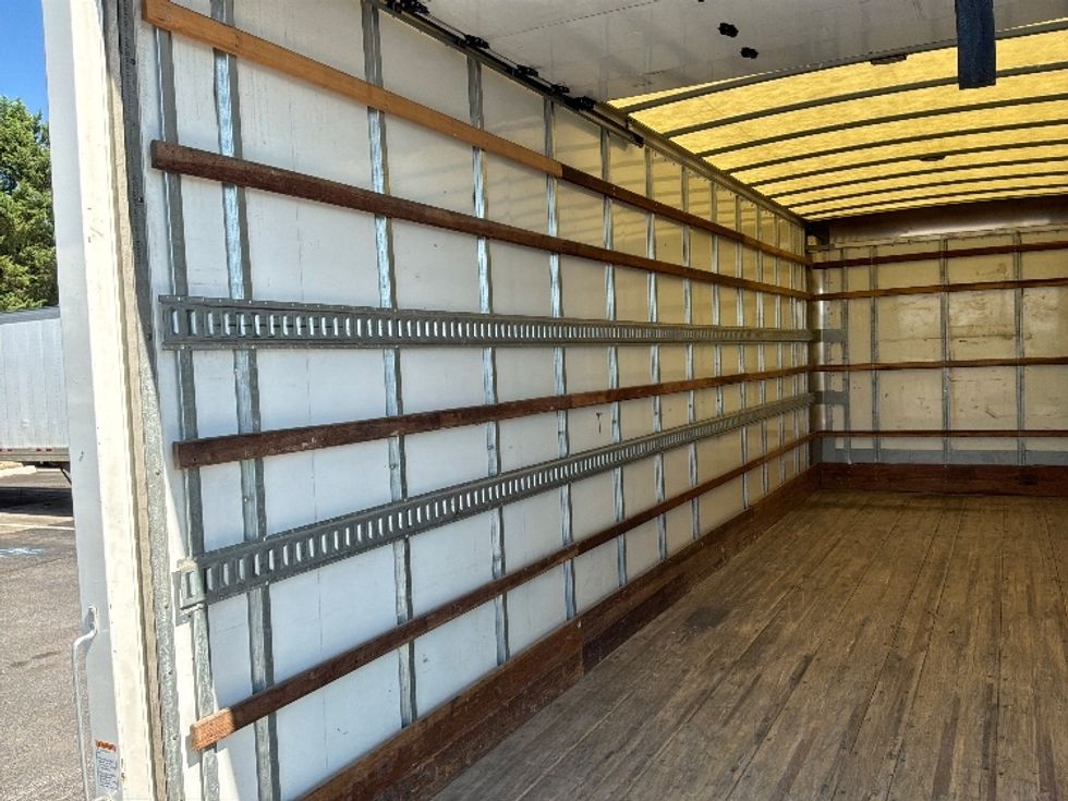 Medium Duty Box Truck-Light and Medium Duty Trucks-International-2021-MV607-Dayton-NJ-291,669\n\t\tmiles-$ 41,000 - Image 11