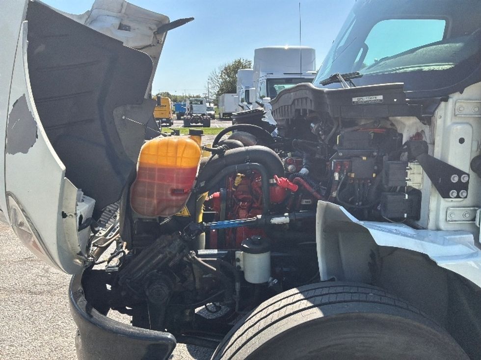 Medium Duty Box Truck-Light and Medium Duty Trucks-International-2021-MV607-Dayton-NJ-291,669\n\t\tmiles-$ 41,000 - Image 24